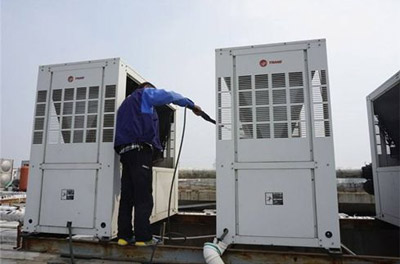 毅康教你如何清洗中央空調(diào)風道